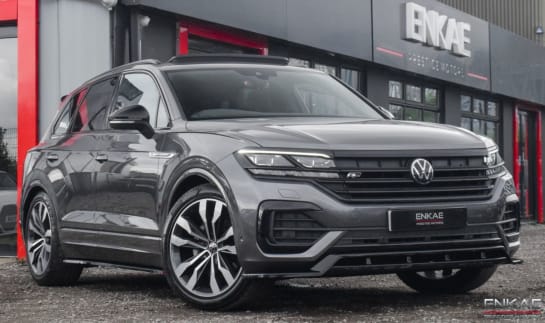 A null VOLKSWAGEN TOUAREG 3.0 V6 BLACK EDITION TDI 5d 282 BHP AIR SUSPENSION+HTD STEERING WHEEL