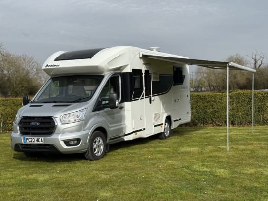 A null FORD BENIMAR Tessoro T463