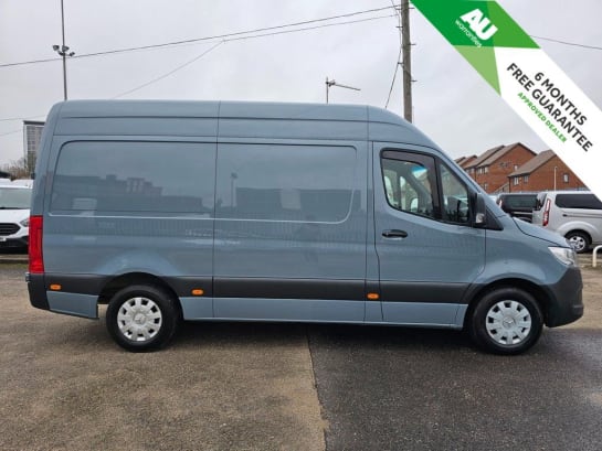 A 2021 MERCEDES SPRINTER 315 CDI PREMIUM