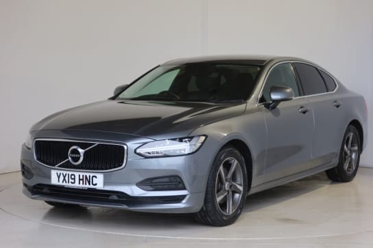 A null VOLVO S90 2.0 D4 MOMENTUM 4d 188 BHP APPLE CAR PLAY, PILOT ASSIST