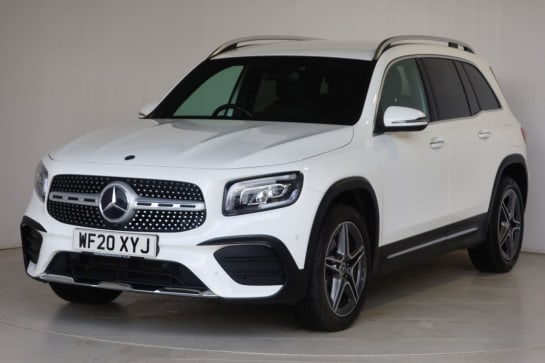 A null MERCEDES-BENZ GLB 2.0 GLB 200 D AMG LINE PREMIUM 5d 148 BHP REVERSING CAMERA + SAT NAV