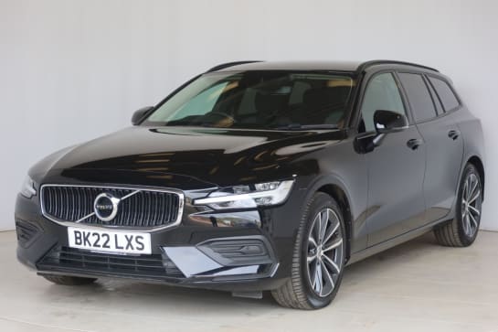 A null VOLVO V60 2.0 B3 MHEV Momentum Estate 5dr Petrol Hybrid DCT Auto Euro 6 (s/s) (163 ps