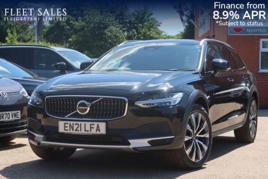A null VOLVO V90 CROSS COUNTRY 2.0 B5 MHEV Estate 5dr Diesel Hybrid Auto AWD Euro 6 (s/s) (235 ps) PILOT A