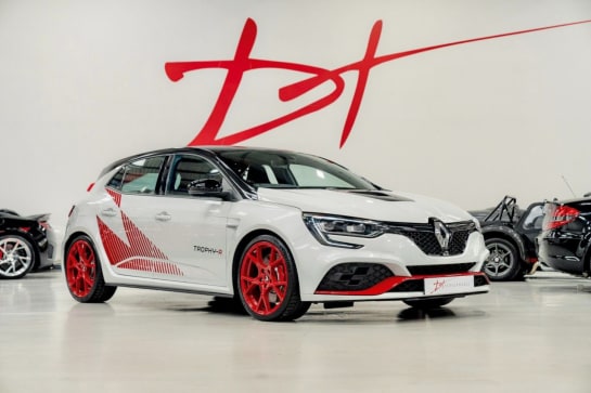 A null RENAULT MEGANE 1.8 RS TROPHY-R TCE 5d 296 BHP