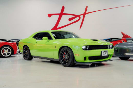 A null DODGE CHALLENGER 6.2 HELLCAT AUTO