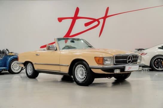 A null MERCEDES-BENZ 380 SL 3.8 AUTO 218 BHP