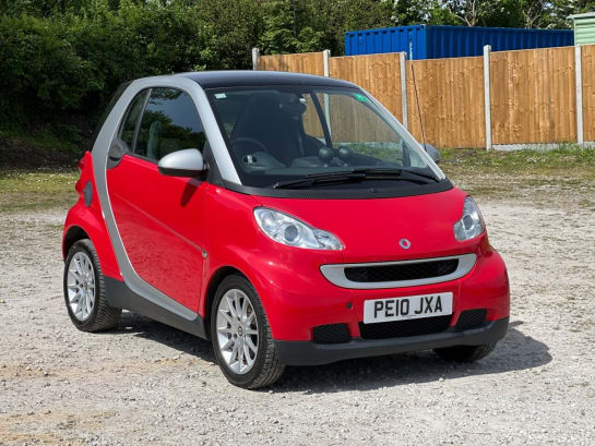 A 2010 SMART FORTWO COUPE PASSION MHD