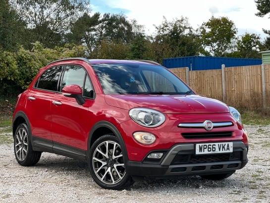 A 2016 FIAT 500X 1.6 MultiJetII Cross Plus SUV 5dr Diesel Manual Euro 6 (s/s) (120 ps)