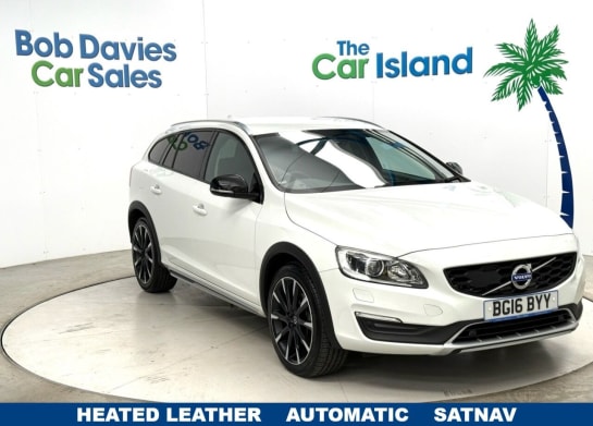 A null VOLVO V60 CROSS COUNTRY 2.0 D4 Lux Nav Estate 5dr Diesel Auto Euro 6 (s/s) (190 ps) Heated Leather