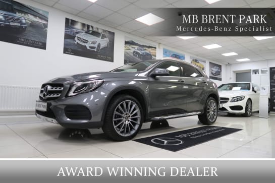 A null MERCEDES-BENZ GLA CLASS 1.6 GLA180 AMG Line Edition 7G-DCT Euro 6 (s/s) 5dr