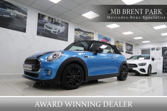 A null MINI CONVERTIBLE 1.5 Cooper Auto Euro 6 (s/s) 2dr