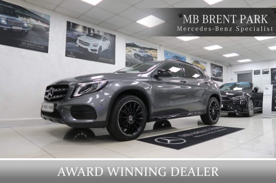 A null MERCEDES-BENZ GLA CLASS 1.6 GLA180 AMG Line Edition 7G-DCT Euro 6 (s/s) 5dr