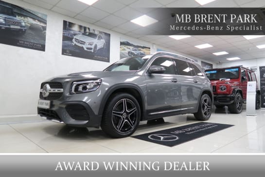A null MERCEDES-BENZ GLB 1.3 GLB200 AMG Line (Executive) 7G-DCT Euro 6 (s/s) 5dr