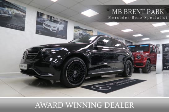 A null MERCEDES-BENZ EQC EQC 400 80kWh AMG Line (Premium Plus) Auto 4MATIC 5dr