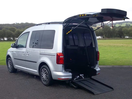 A 2016 VOLKSWAGEN CADDY C20 LIFE TDI