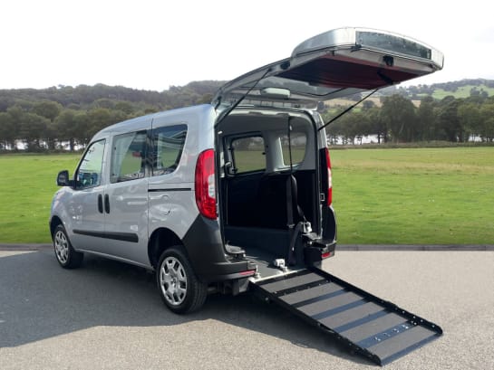 A null FIAT DOBLO 1.4 POP 5d 95 BHP Comes with MOT and warranty