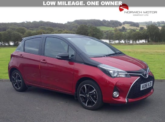 A null TOYOTA YARIS 1.33 Dual VVT-i Design Hatchback 5dr Petrol Manual Euro 6 (99 ps) £35 Road