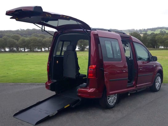 A null VOLKSWAGEN CADDY LIFE 2.0 TDI BlueMotion Tech MPV 5dr Diesel Manual Euro 6 (s/s) (102 ps)