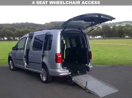 A null VOLKSWAGEN CADDY MAXI LIFE 2.0 TDI BlueMotion Tech MPV 5dr Diesel DSG Euro 6 (s/s) (102 ps) Automatic.