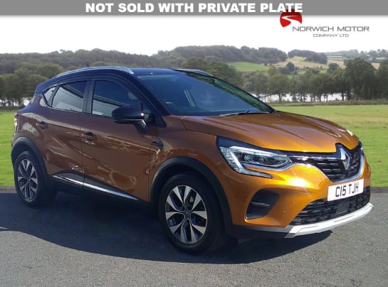 A 2020 RENAULT CAPTUR 1.0 TCe Iconic SUV 5dr Petrol Manual Euro 6 (s/s) (100 ps) Low mileage