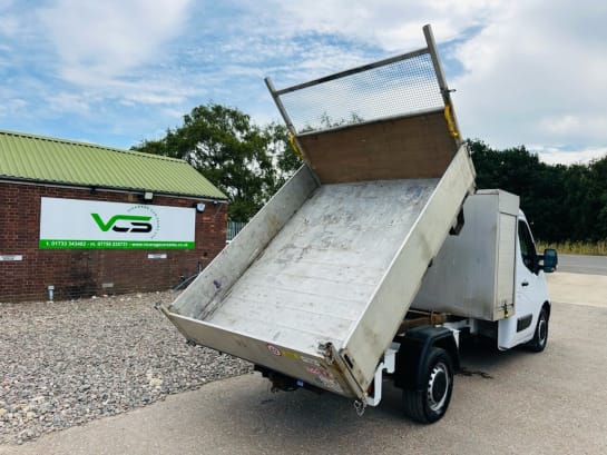 A null RENAULT MASTER 2.3 dCi ENERGY 35 Business Chassis Cab 2dr Diesel Manual FWD MWB Euro 6 (s/