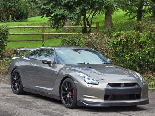 A null NISSAN GT-R 3.8 V6 Premium Edition Auto 4WD Euro 4 2dr (SNav)