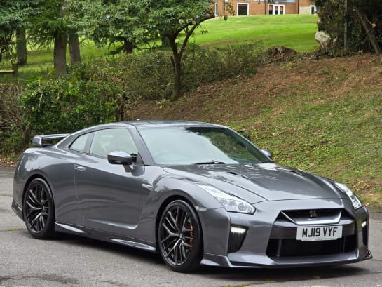 A null NISSAN GT-R 3.8 V6 Recaro Auto 4WD Euro 6 2dr