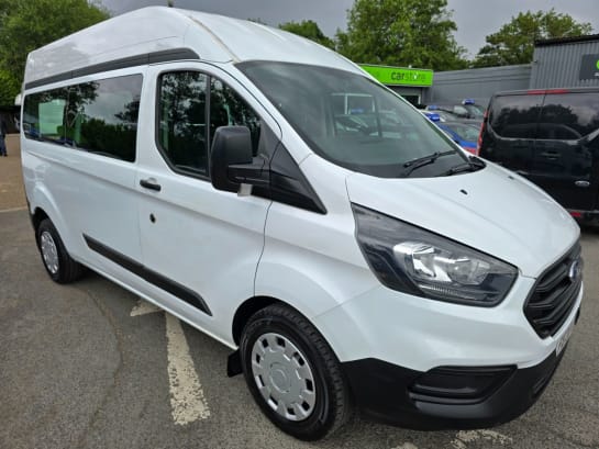 A null FORD TRANSIT CUSTOM 2.0 320 TDCI 9 SEATER KOMBI L/W/B VAN WITH VOLUME ROOF, AIR CON, F/S/H AND