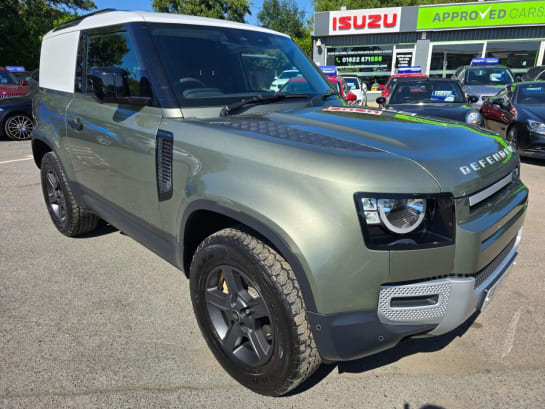 A null LAND ROVER DEFENDER 3.0 HARD TOP MHEV 198 BHP IN GREEN WITH 81,100 MILES AND A FULL MAIN DEALER