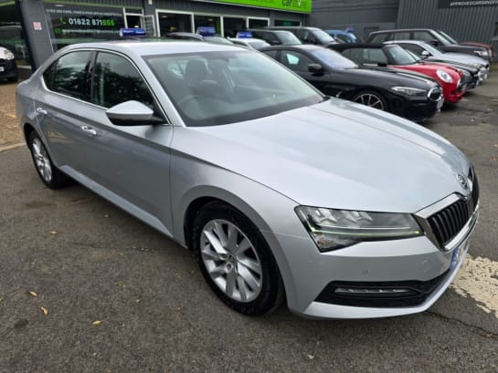 A null SKODA SUPERB 2.0 SE TDI DSG 5d 148 BHP IN SILVER WITH 78,000 MILES AND A FULL SERVICE HI