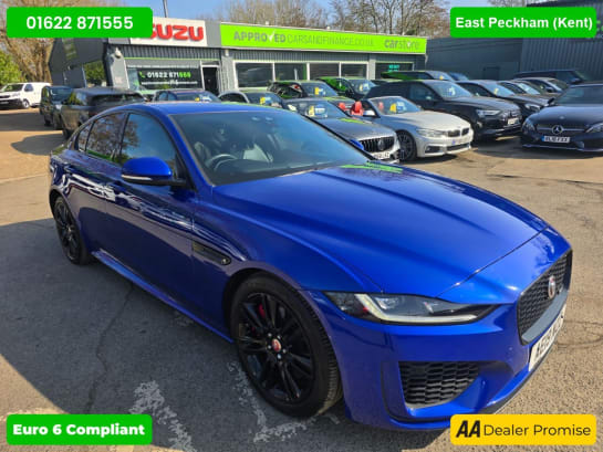 A null JAGUAR XE 2.0 P250i R-DYNAMIC SE SALOON IN BLUE WITH 84,500 MILES AND A FULL SERVICE
