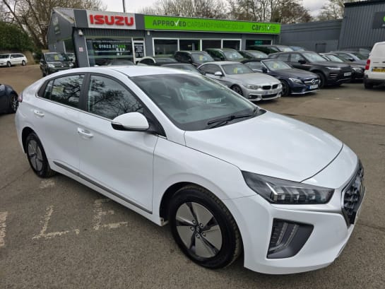 A null HYUNDAI IONIQ 1.6 h-GDi PREMIUM IN WHITE WITH 51,200 MILES, 1 OWNERS FROM NEW, WITH A FUL