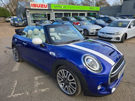 A null MINI CONVERTIBLE 2.0 Cooper S 25th Anniversary in Blue, 59,000 miles, automatic, leather, sa
