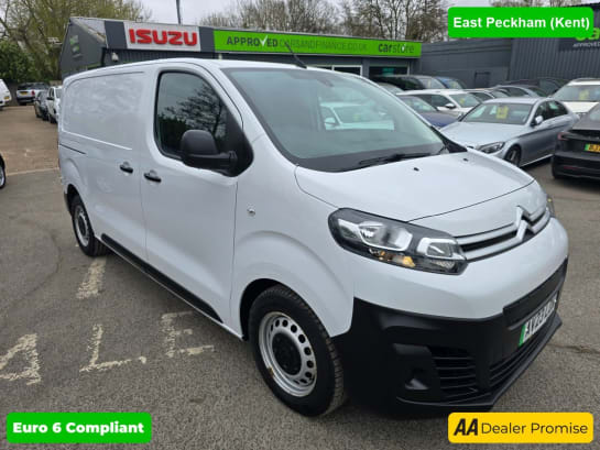 A null CITROEN E-DISPATCH E 1000 75 kWh ENTERPRISE EDITION M IN WHITE WITH 12,000 MILES AND A FULL SE