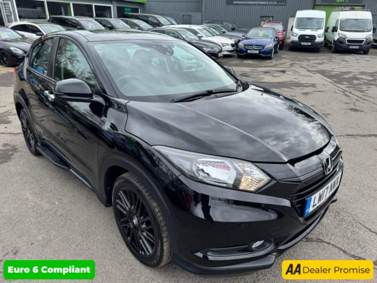 A null HONDA HR-V 1.5 i-VTEC SE SUV 5dr IN BLACK WITH 44,200 MILES AND A SERVICE HISTORY, 2 O