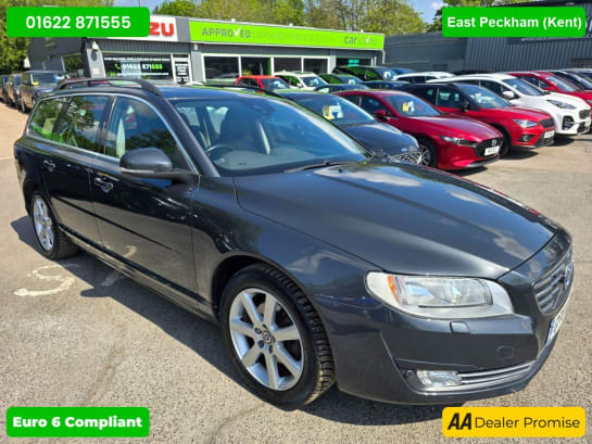 A null VOLVO V70 2.0 D3 SE NAV ESTATE IN GREY WITH 110,245 MILES AND A SERVICE HISTORY, 2 OW