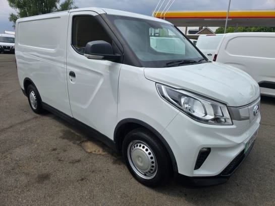 A null MAXUS EDELIVER 3 35kWh Electric Van in White with 65,300 miles, 1 owner, ULEZ compliant, aut