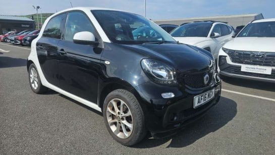 A null SMART FORFOUR 1.0 PASSION HATCHBACK IN BLAK WITH 45,000 MILES AND A FULL SERVICE HISTORY,