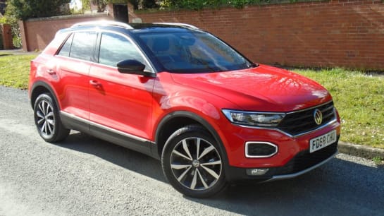 A null VOLKSWAGEN T-ROC 1.0 SEL TSI 5d 114 BHP FRONT AND REAR SENSORS, SAT NAV