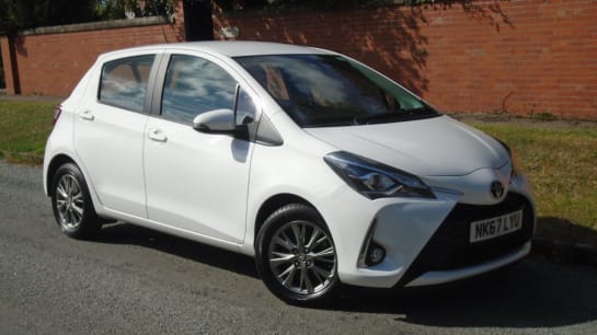 A null TOYOTA YARIS 1.5 VVT-I ICON 5d 110 BHP BLUETOOTH+DAB+PARKING CAMERA!