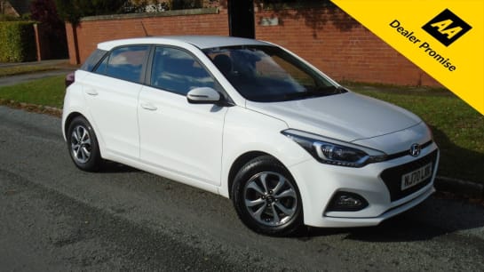 A null HYUNDAI I20 1.2 SE Launch Edition Hatchback 5dr Petrol Manual Euro 6 (s/s) (84 ps) AIR