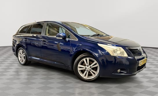 A null TOYOTA AVENSIS 2.0 T4 D-4D 5d 125 BHP HPI CLEAR