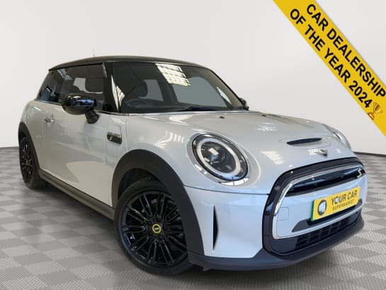 A null MINI ELECTRIC HATCH Cooper SE 32.6kWh Level 2 Hatchback 3dr Electric Auto (184 ps) Amazing Spec