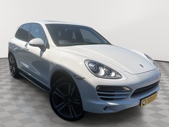 A null PORSCHE PANAMERA 3.0D V6 Hatchback 5dr Diesel TiptronicS Euro 5 (s/s) (250 ps)