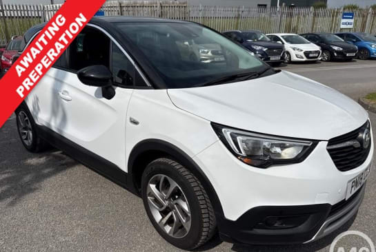 A null VAUXHALL CROSSLAND X 1.6 Turbo D ecoTEC Tech Line Nav SUV 5dr Diesel Manual Euro 6 (s/s) (99 ps)