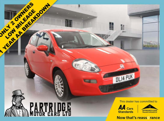 A 2014 FIAT PUNTO 1.2 Pop Hatchback 3dr Petrol Euro 6 (69 bhp) 2 OWNERS, CHEAP INSURANCE, RAD