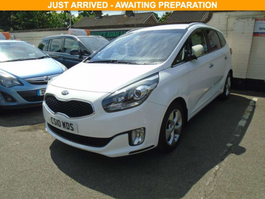 A null KIA CARENS 1.7 CRDi EcoDynamics 2 MPV 5dr Diesel Manual Euro 5 (s/s) (114 bhp) WE WANT