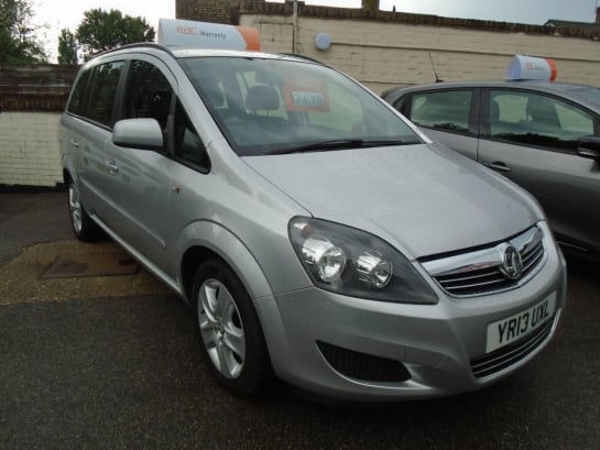 A null VAUXHALL ZAFIRA 1.6 16V Exclusiv MPV 5dr Petrol Manual Euro 5 (115 ps) WE WANT YOUR PART EX