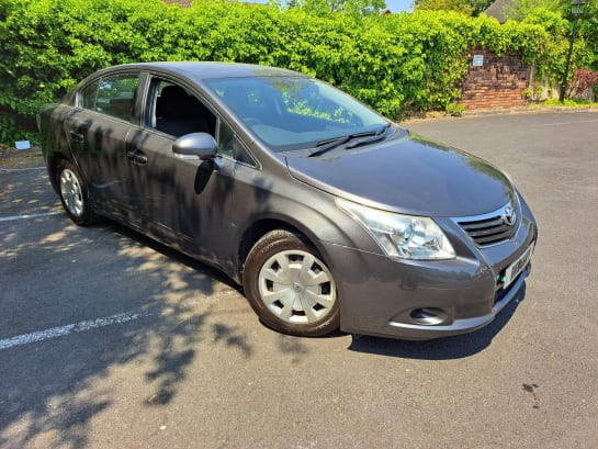 A 2011 TOYOTA AVENSIS VALVEMATIC T2