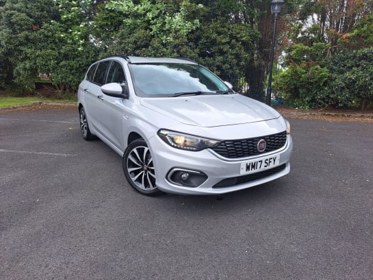 A null FIAT TIPO 1.6 MultiJetII Lounge Euro 6 (s/s) 5dr